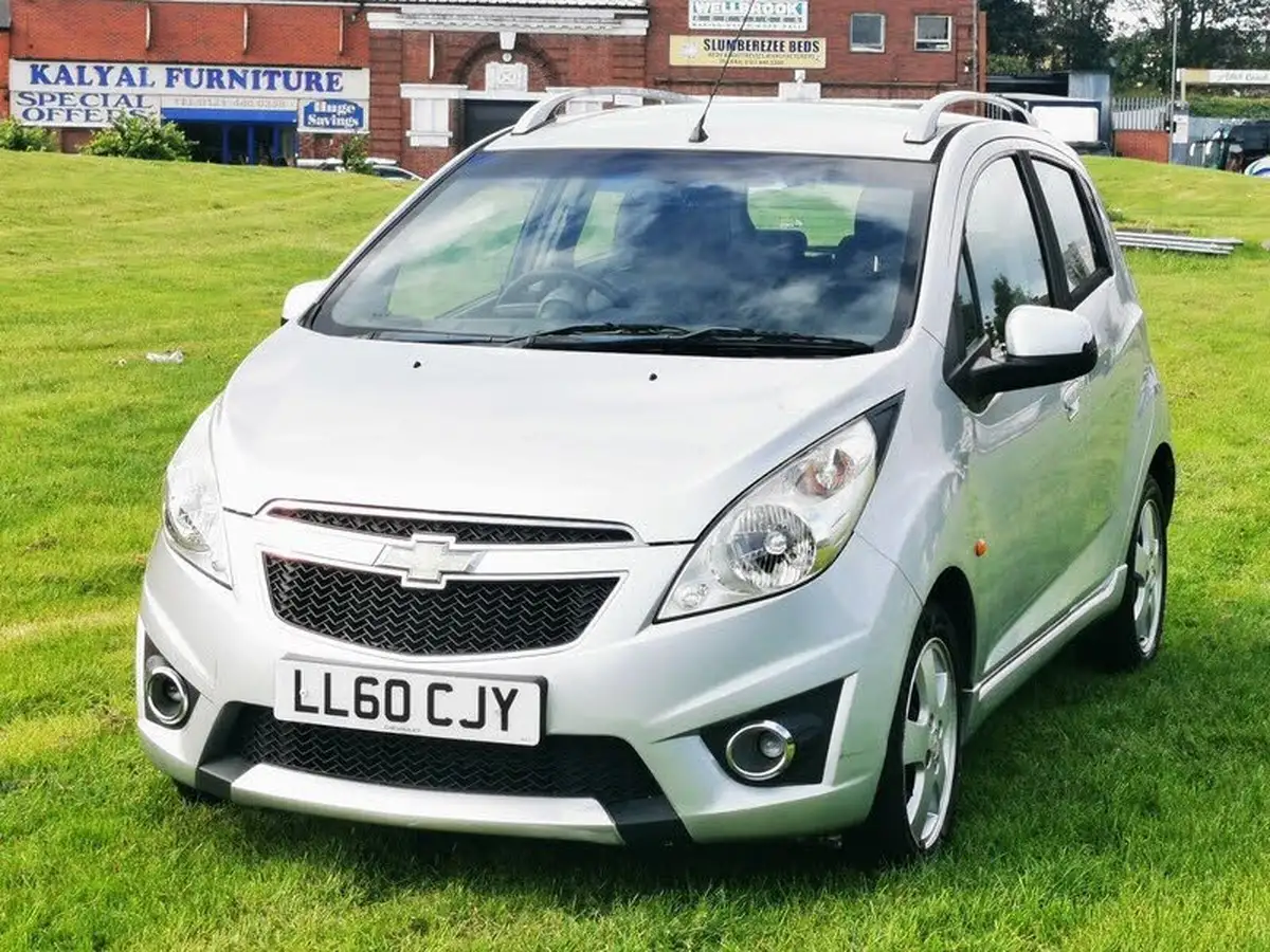 2010-chevrolet-spark-12-lt-big-18