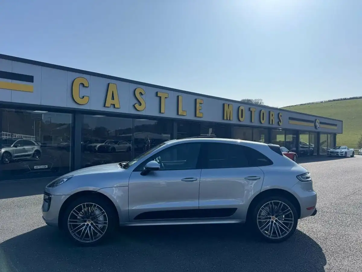 2019-porsche-macan-29-v6-turbo-big-2