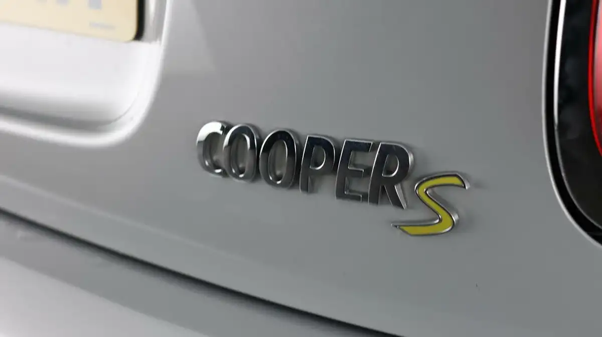 2021-mini-cooper-e-cooper-s-3-big-20