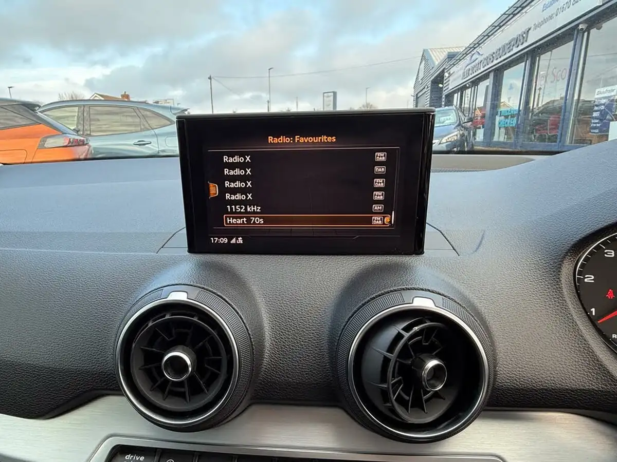 2019-audi-q2-16-30-tdi-sport-s-tronic-big-37