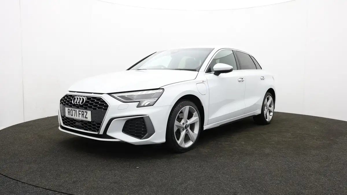 2021-audi-a3-14-40-tfsi-e-s-line-big-52