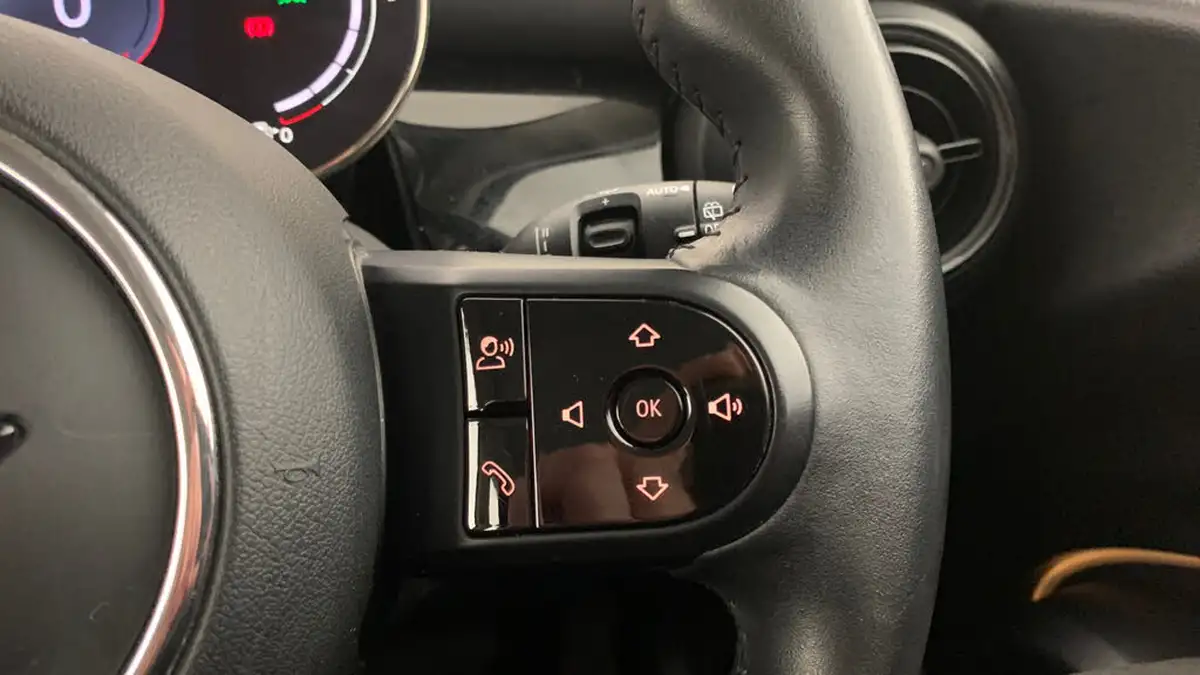 2022-mini-cooper-15-cooper-classic-hatchback-3d-auto-big-17