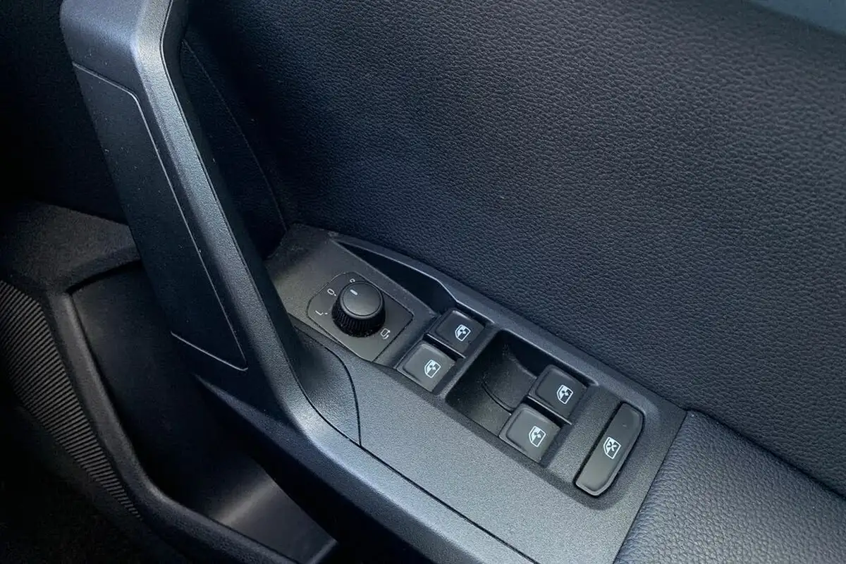 2022-seat-arona-10-tsi-xperience-big-34