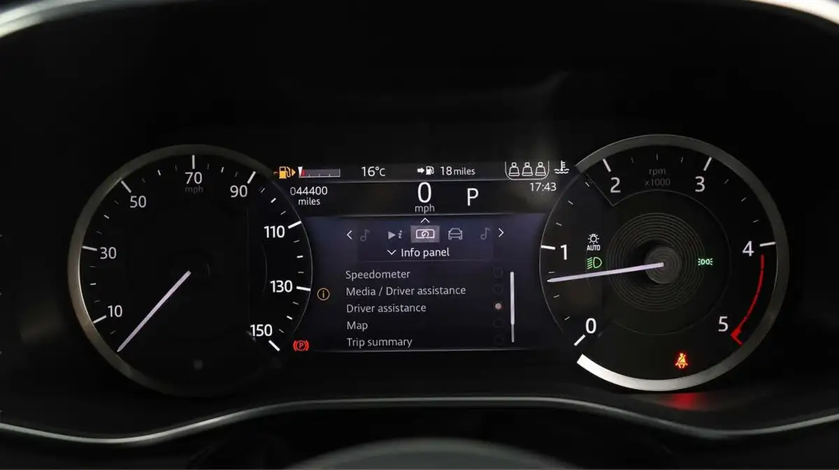 2021-jaguar-f-pace-20-d200-r-dynamic-s-mhev-big-9
