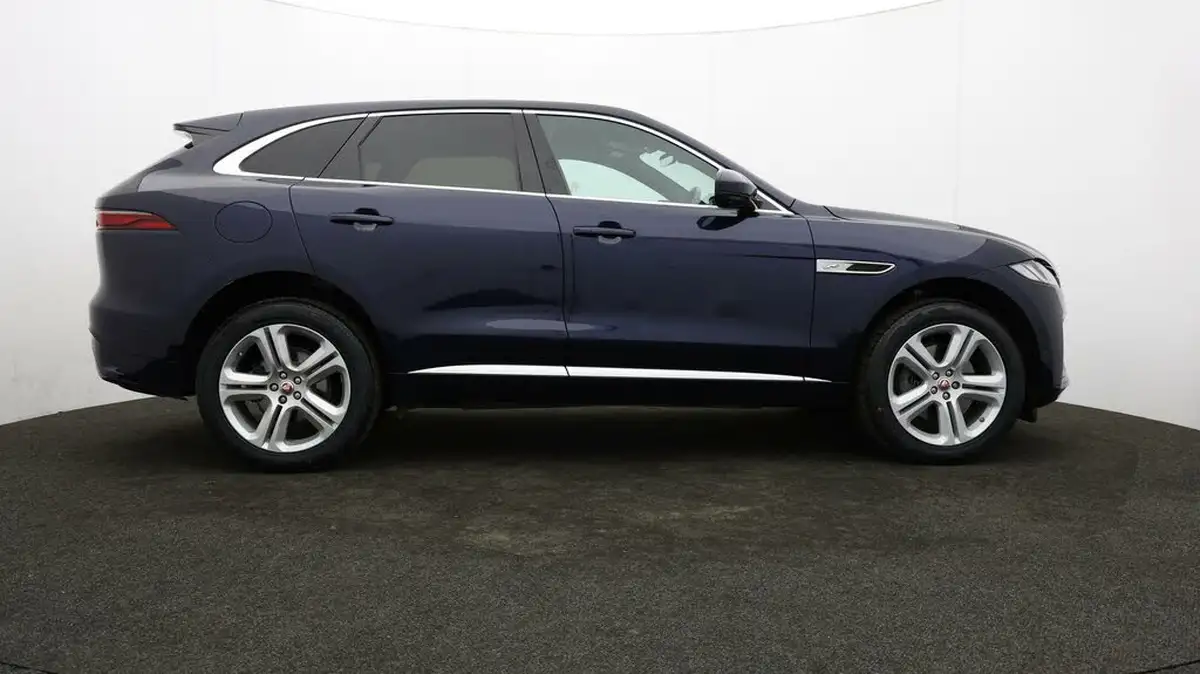 2021-jaguar-f-pace-20-d200-r-dynamic-s-mhev-big-30
