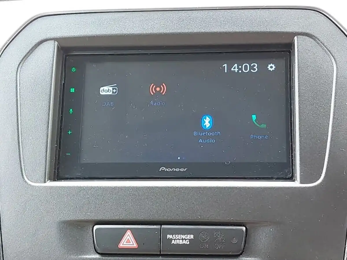 2022-suzuki-vitara-14-boosterjet-sz-t-big-11