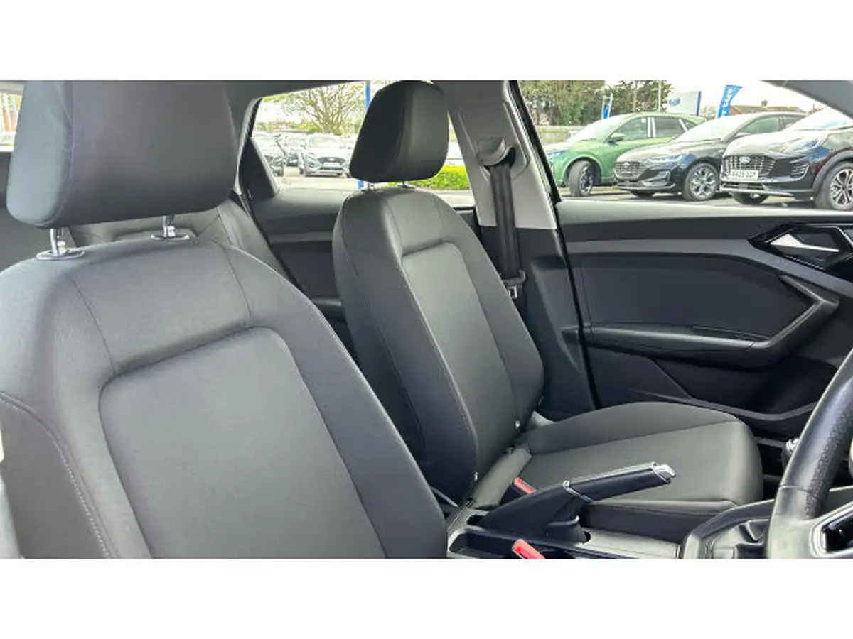 2021-audi-a1-10-25-tfsi-technik-big-23