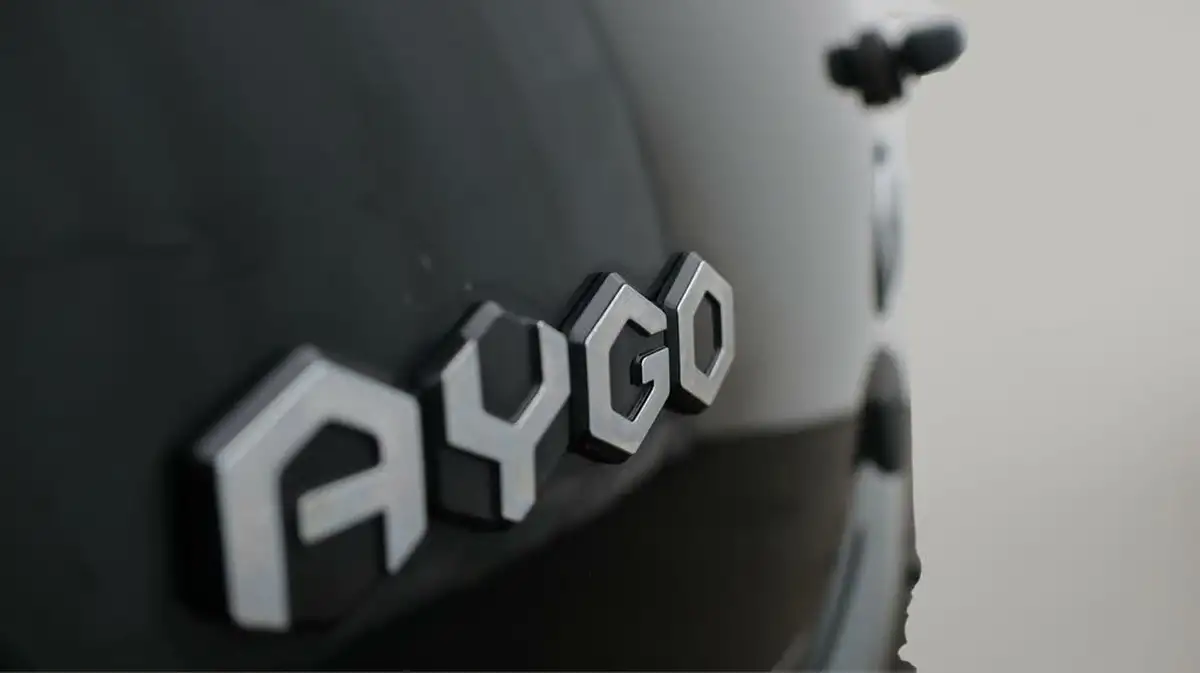 2018-toyota-aygo-10-vvt-i-x-play-71bhp-5d-big-20