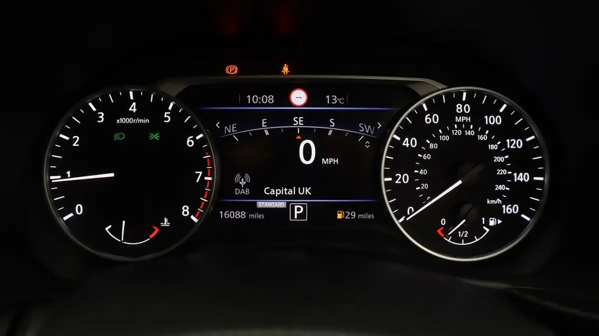 2021-nissan-juke-10-dig-t-n-connecta-117ps-dct-big-10