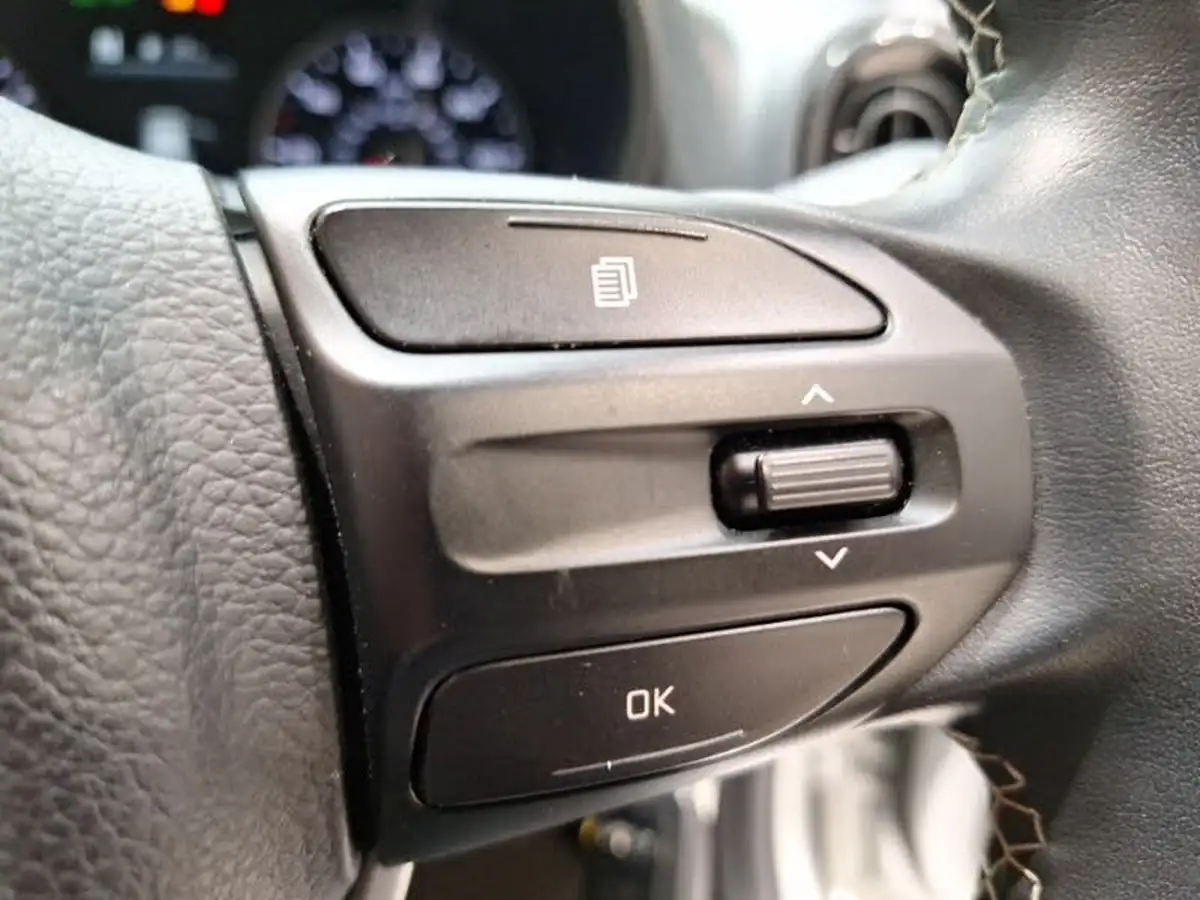 2022-kia-picanto-10-2-auto-seq-big-14