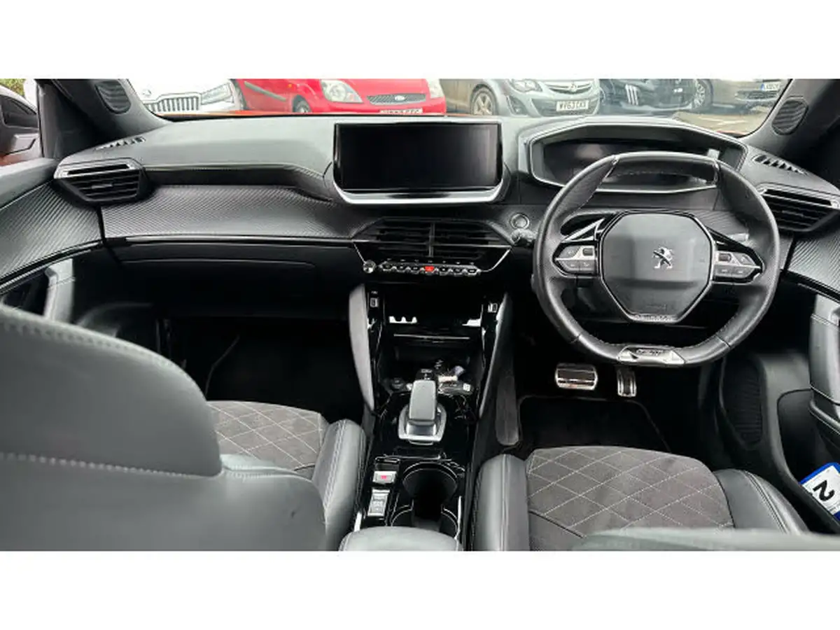 2022-peugeot-2008-suv-e-gt-premium-big-9