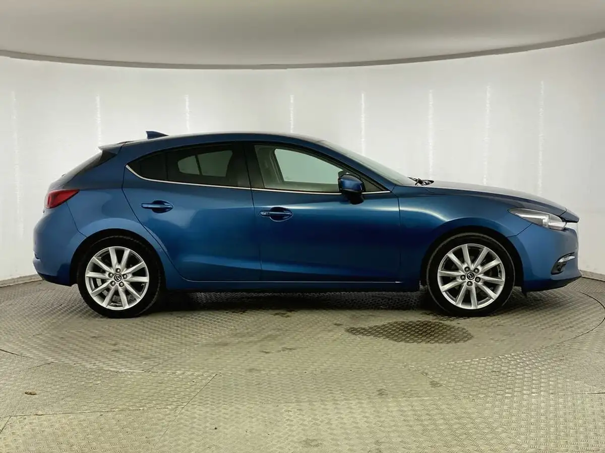 2017-mazda-mazda3-20-sport-nav-120ps-hatchback-5d-big-7