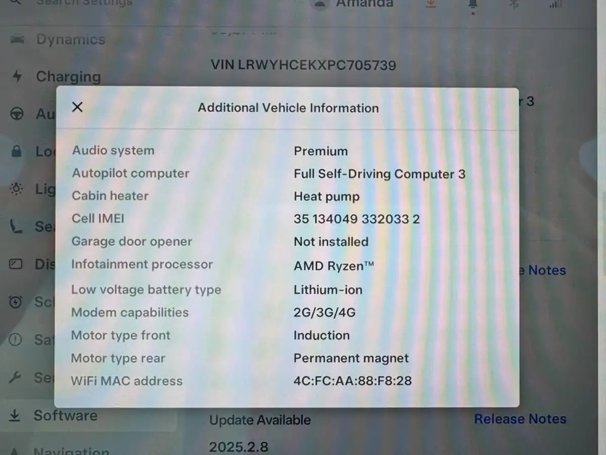 2023-tesla-model-y-e-long-range-big-4