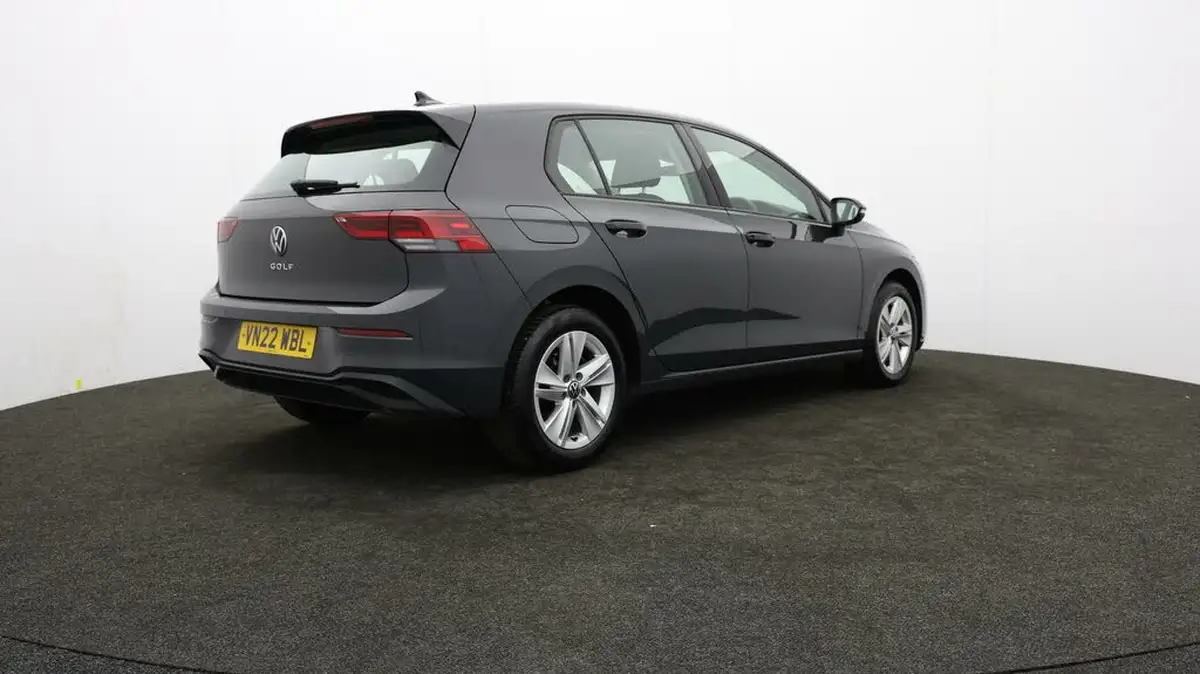 2022-volkswagen-golf-15-tsi-life-130ps-hatchback-big-76