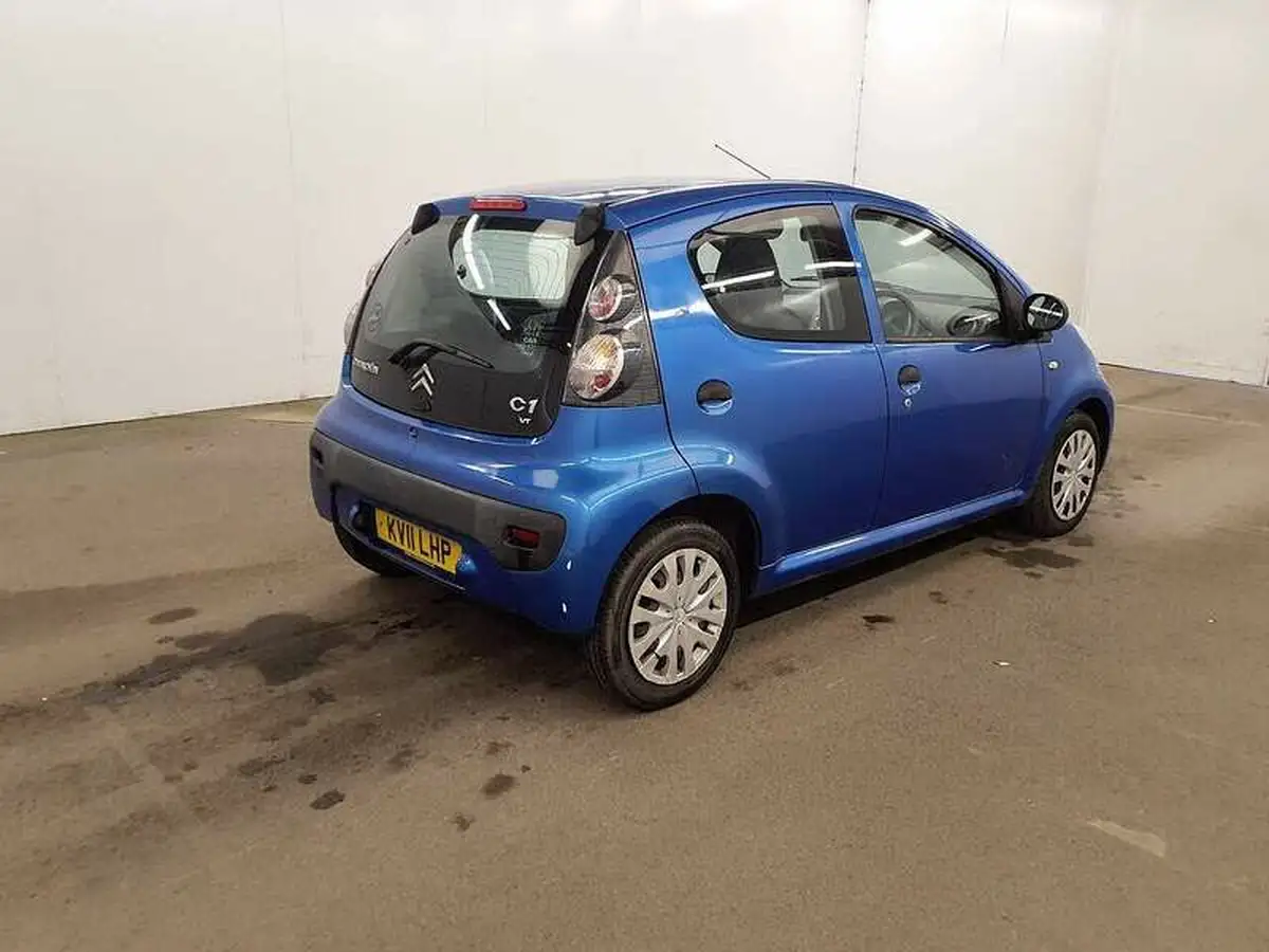 2011-citroen-c1-10-vt-68-5d-big-5