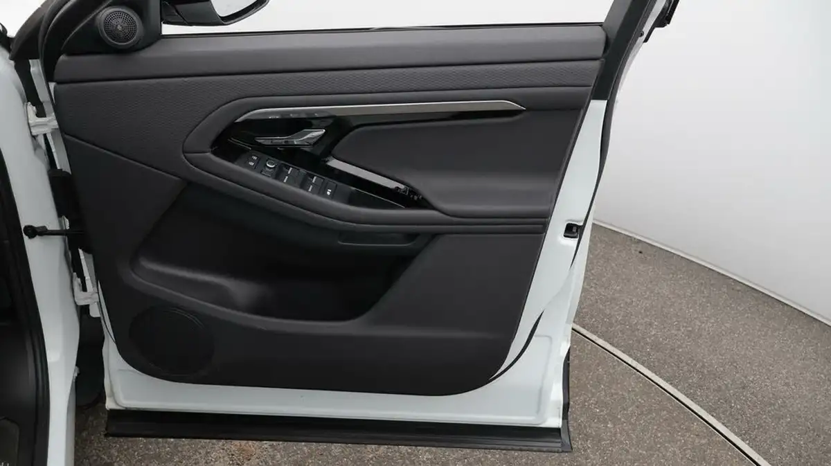 2022-land-rover-range-rover-evoque-20-d165-r-dynamic-big-15