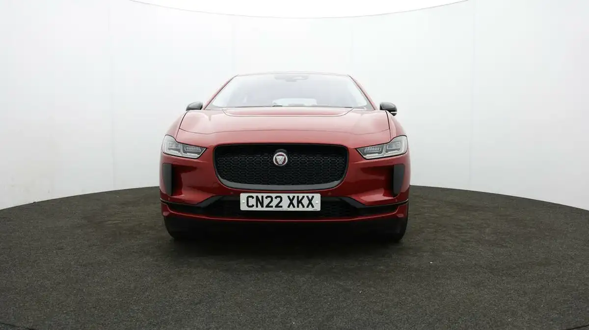 2022-jaguar-i-pace-ev400-se-big-47
