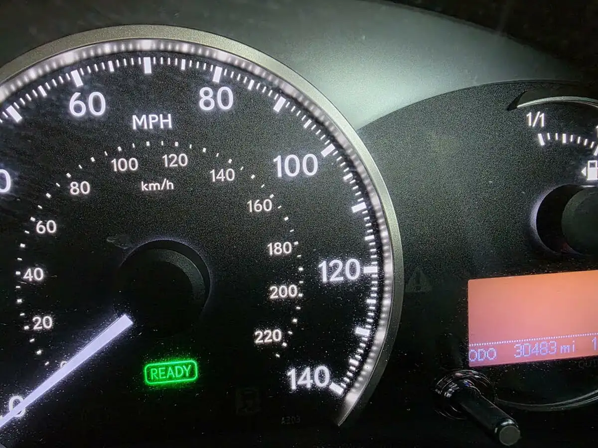 2015-lexus-ct-200h-18-advance-cvt-big-57