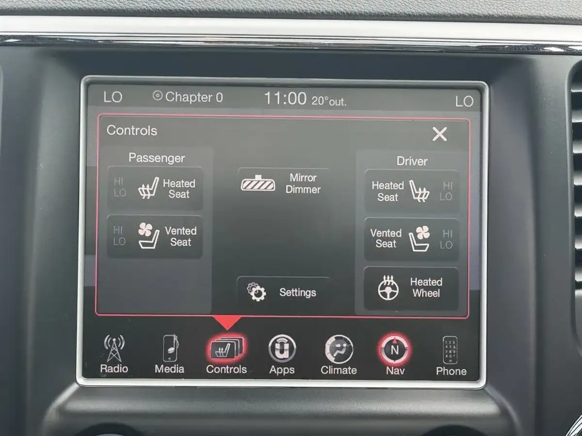 2017-jeep-grand-cherokee-64-hemi-srt-big-27