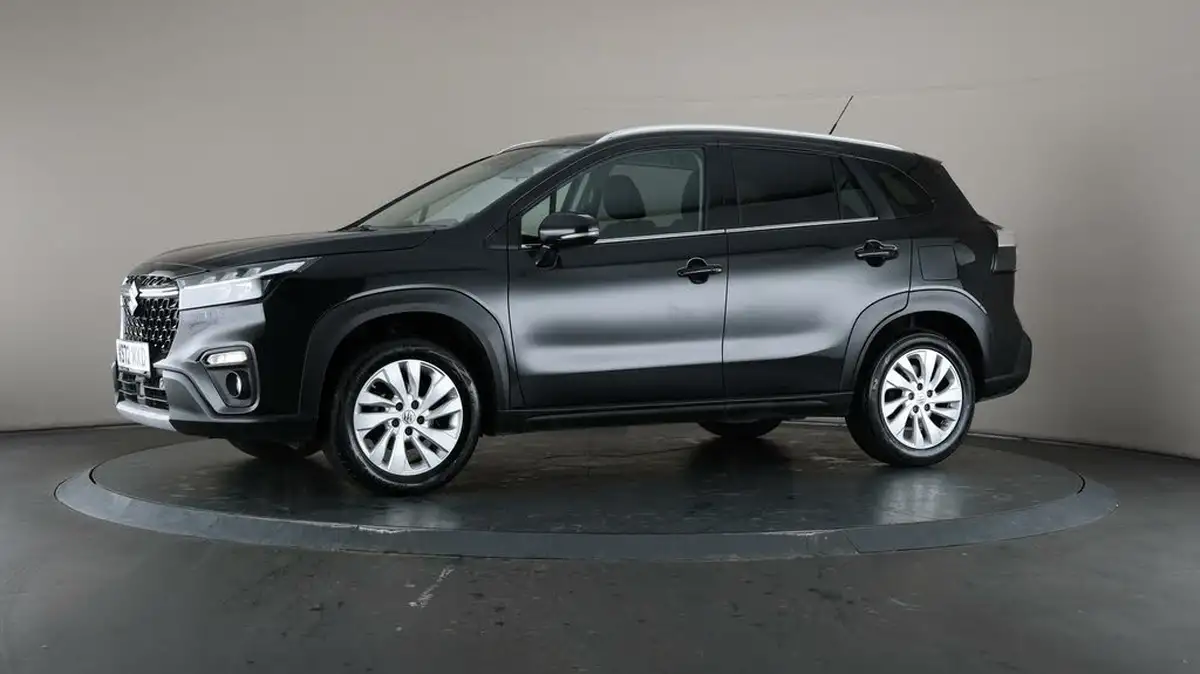 2023-suzuki-s-cross-14-boosterjet-motion-big-33