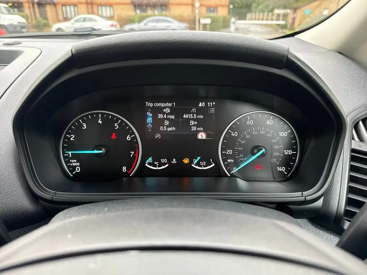 2022-ford-ecosport-10t-titanium-big-18