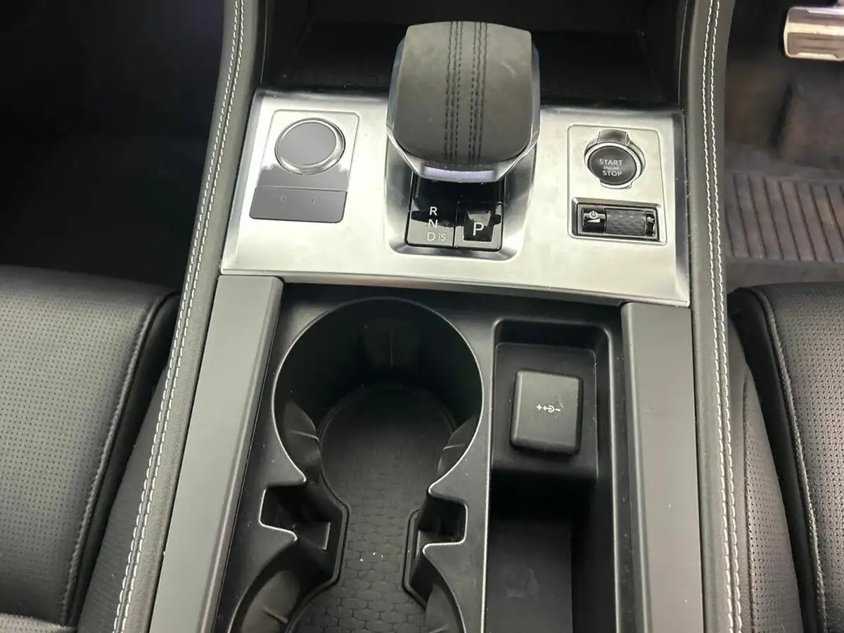 2022-jaguar-f-pace-20-d200-r-dynamic-black-big-12