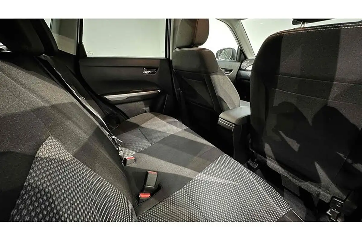 2018-suzuki-vitara-10-boosterjet-sz-t-big-22