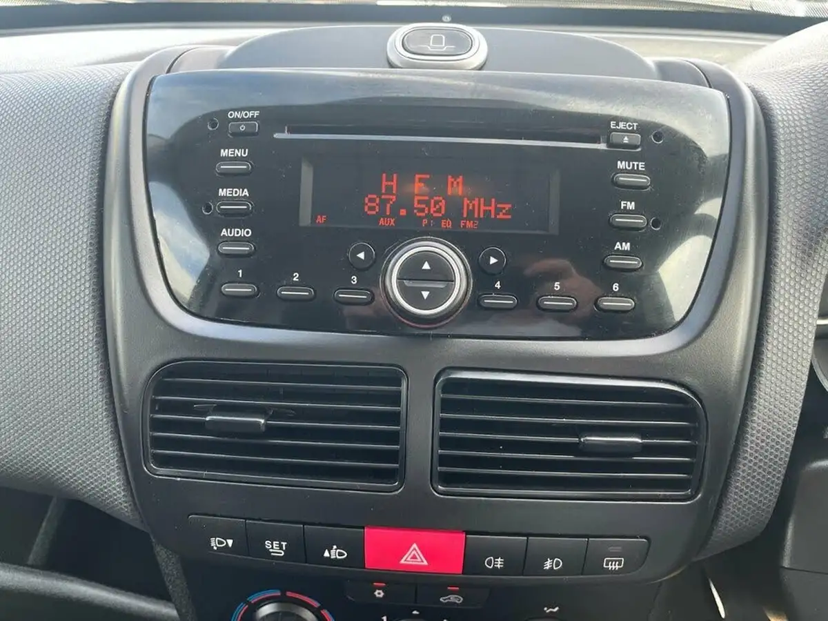 2021-fiat-doblo-cargo-16td-l2h1-maxi-tecnico-120bhpeu6dt-panel-van-big-22