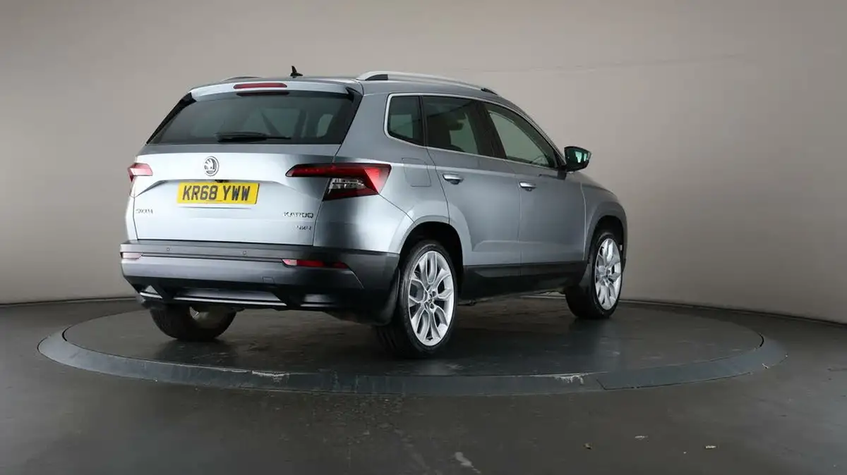 2018-skoda-karoq-20tdi-edition-big-62