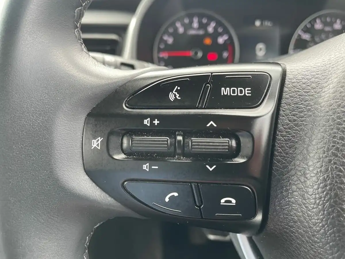 2022-kia-stonic-10-t-gdi-2-big-15