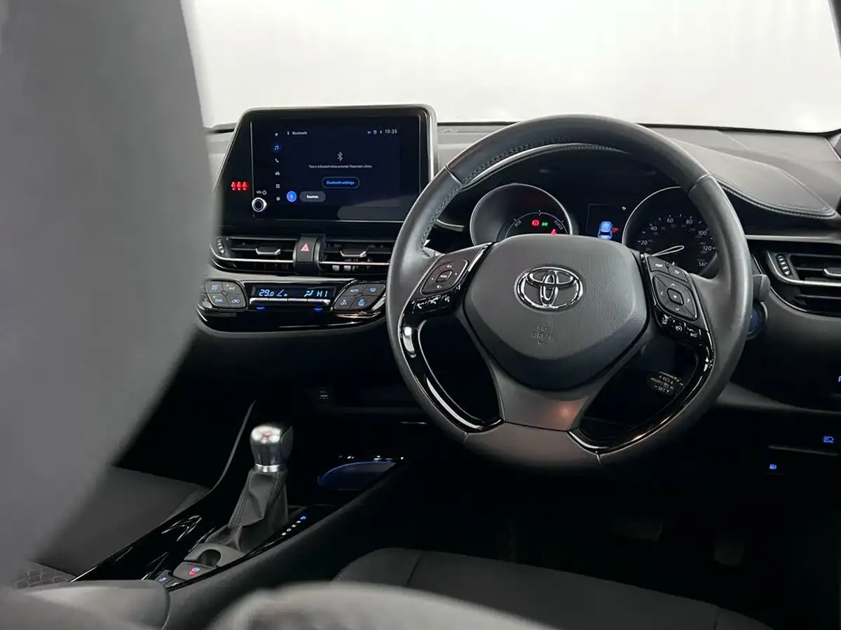 2023-toyota-c-hr-18-vvt-i-design-120bhp-big-14