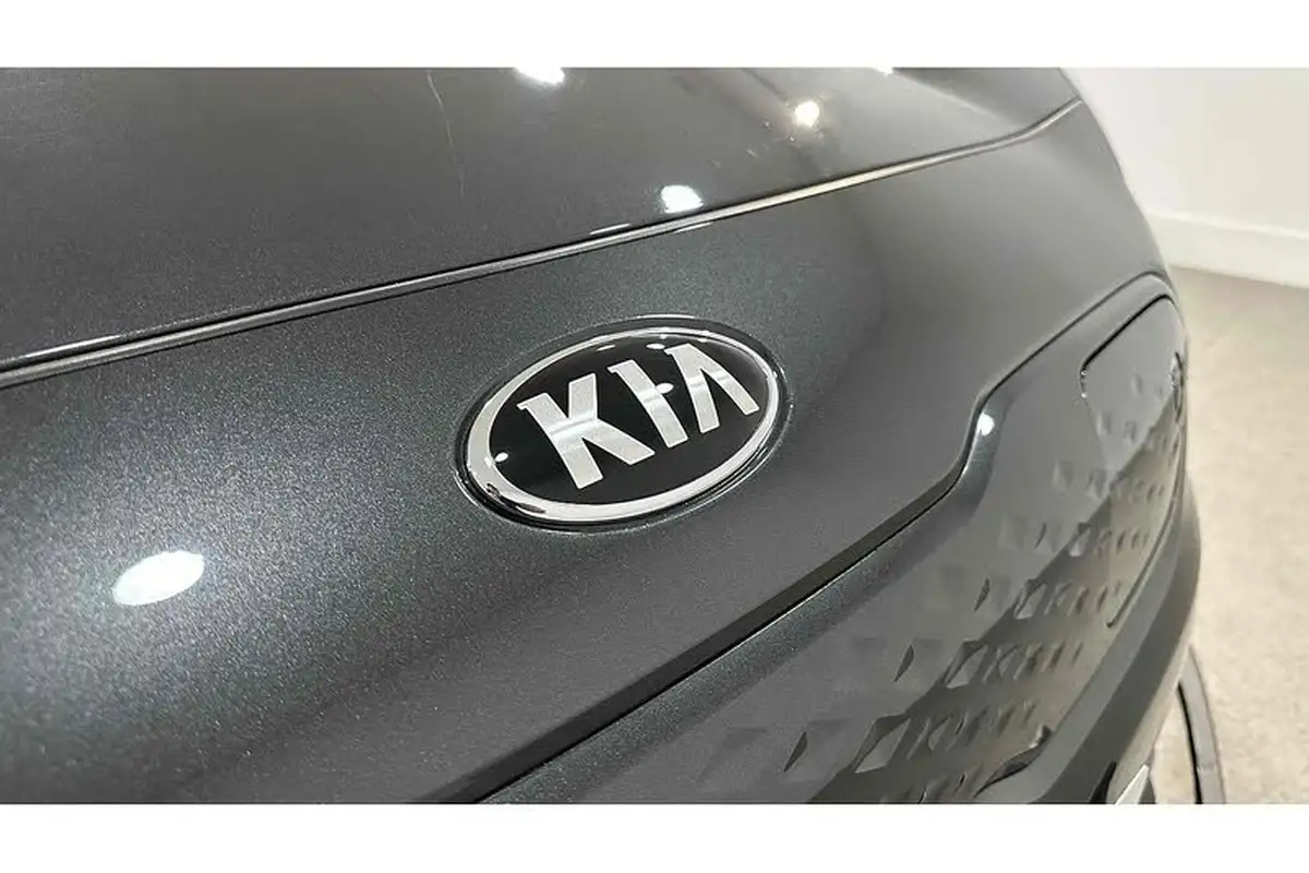 2021-kia-e-niro-ev-4-big-11