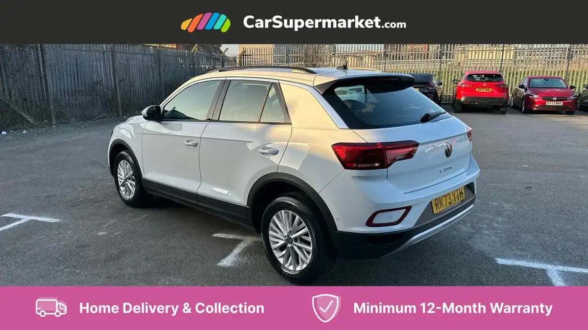 2023-volkswagen-t-roc-10-tsi-life-big-4