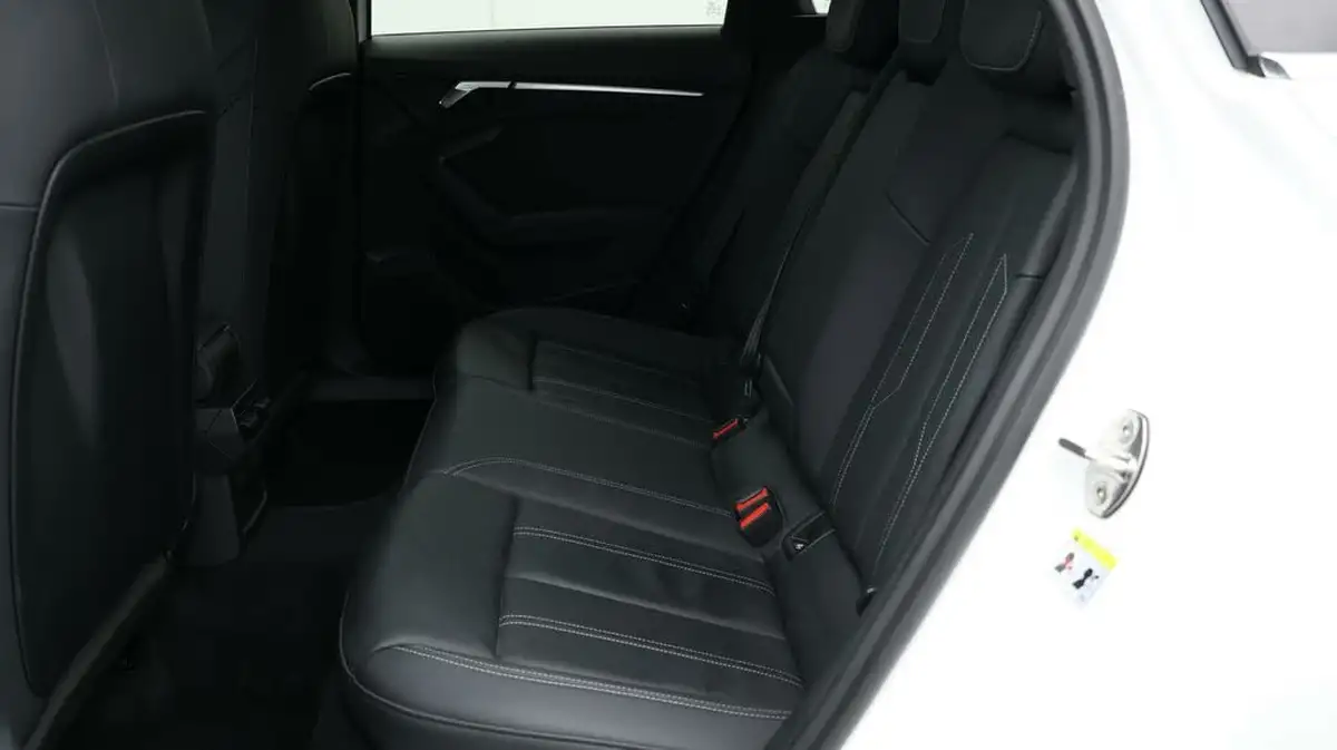 2021-audi-a3-10-30-tfsi-sportback-5d-big-16
