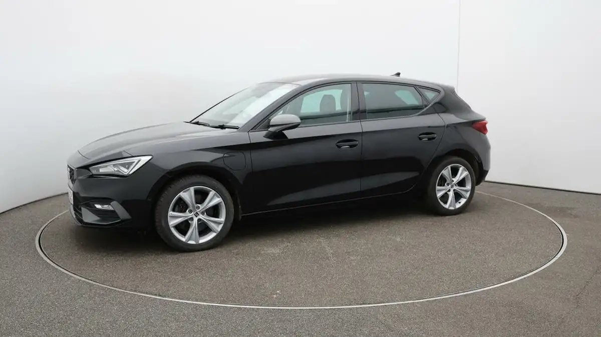 2020-seat-leon-14-e-hybrid-fr-hatchback-big-67