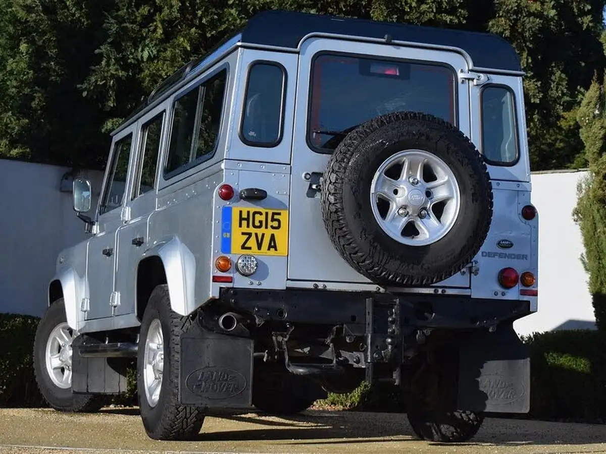2015-land-rover-110-defender-22td-xs-22i-station-wagon-5-drs-big-5
