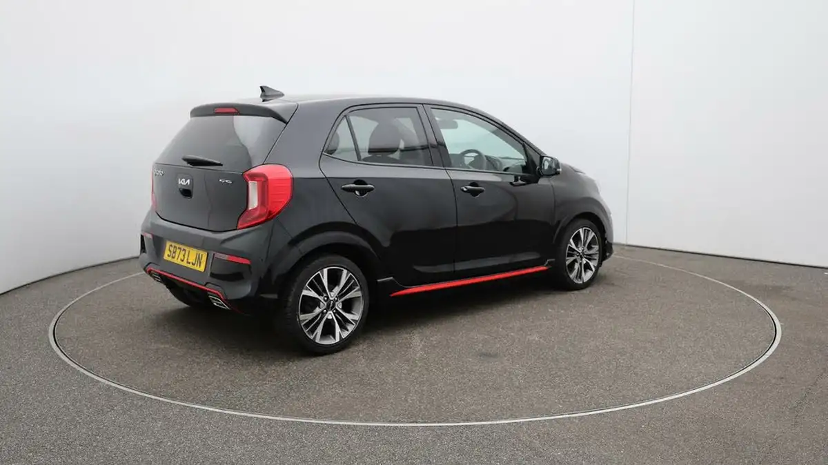 2023-kia-picanto-10-gt-line-big-52