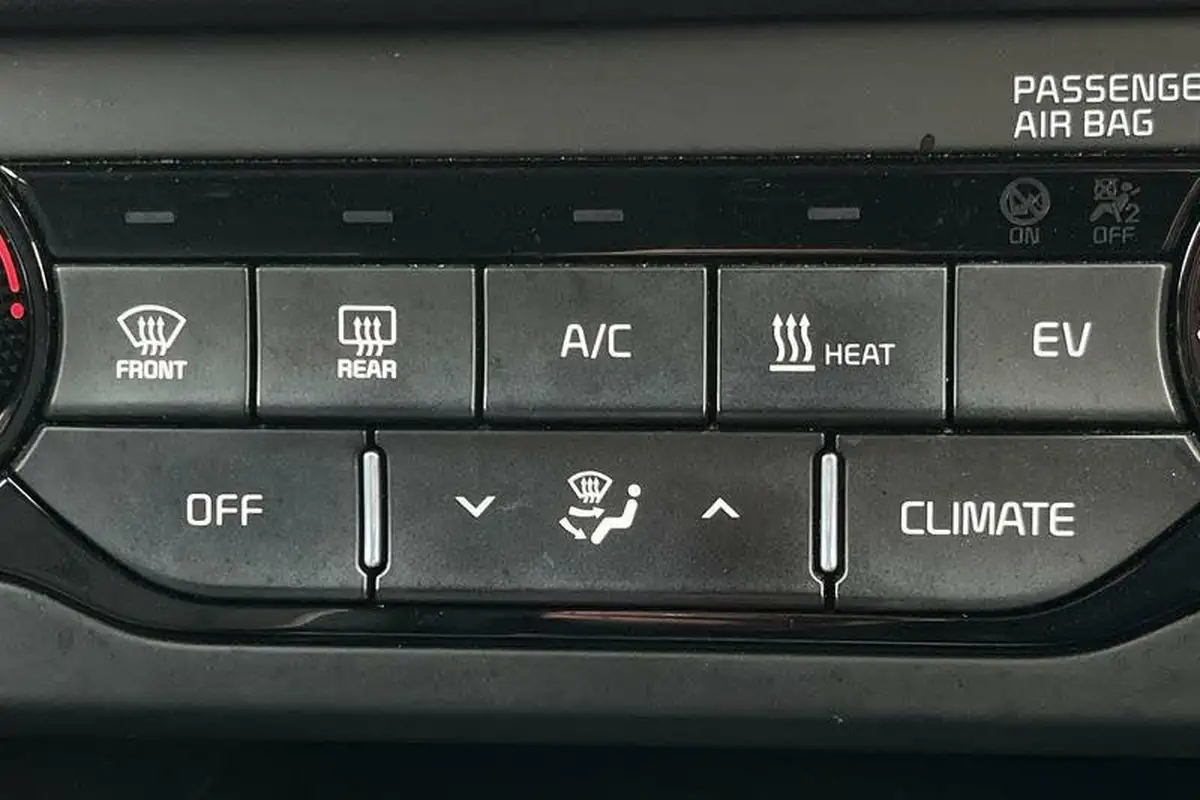 2022-kia-niro-ev-e-2-big-30