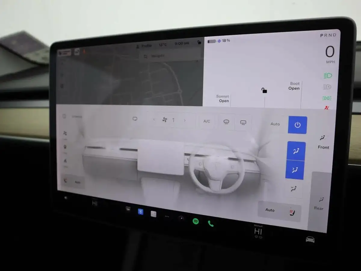 2020-tesla-model-3-e-standard-plus-big-14