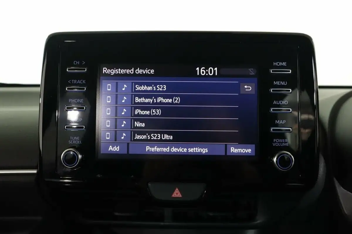 2022-toyota-yaris-15-vvt-i-icon-big-27
