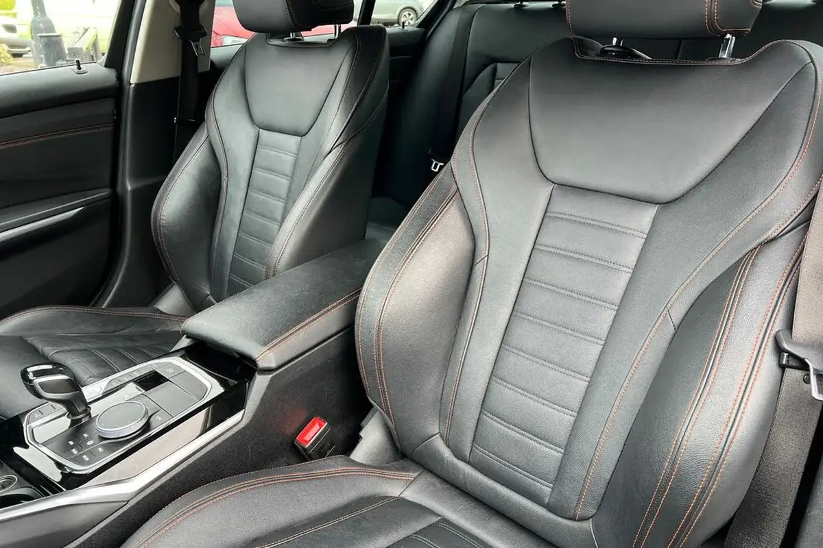 2021-bmw-3-series-20-330e-sport-pro-saloon-4d-big-10