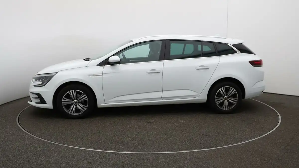 2021-renault-megane-15dci-iconic-sport-tourer-big-4
