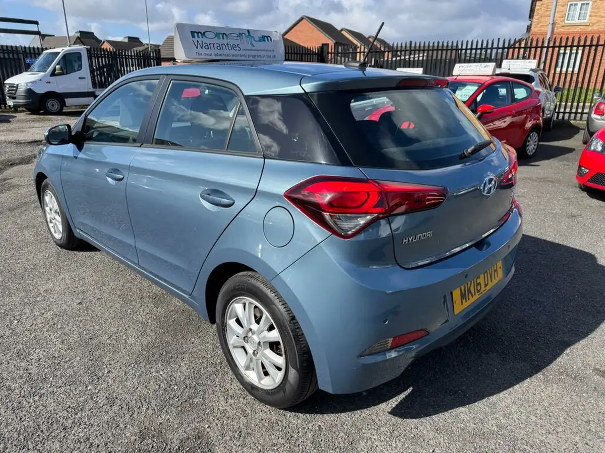 2016-hyundai-i20-12-se-hatchback-5d-big-2