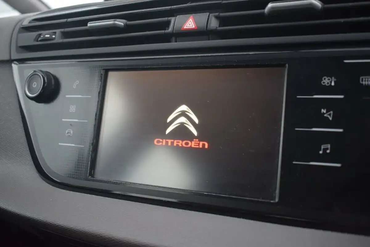 2021-citroen-grand-c4-spacetourer-15bluehdi-touch-plus-ss-big-16