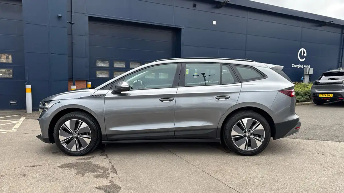 2022-skoda-enyaq-e-60-big-5