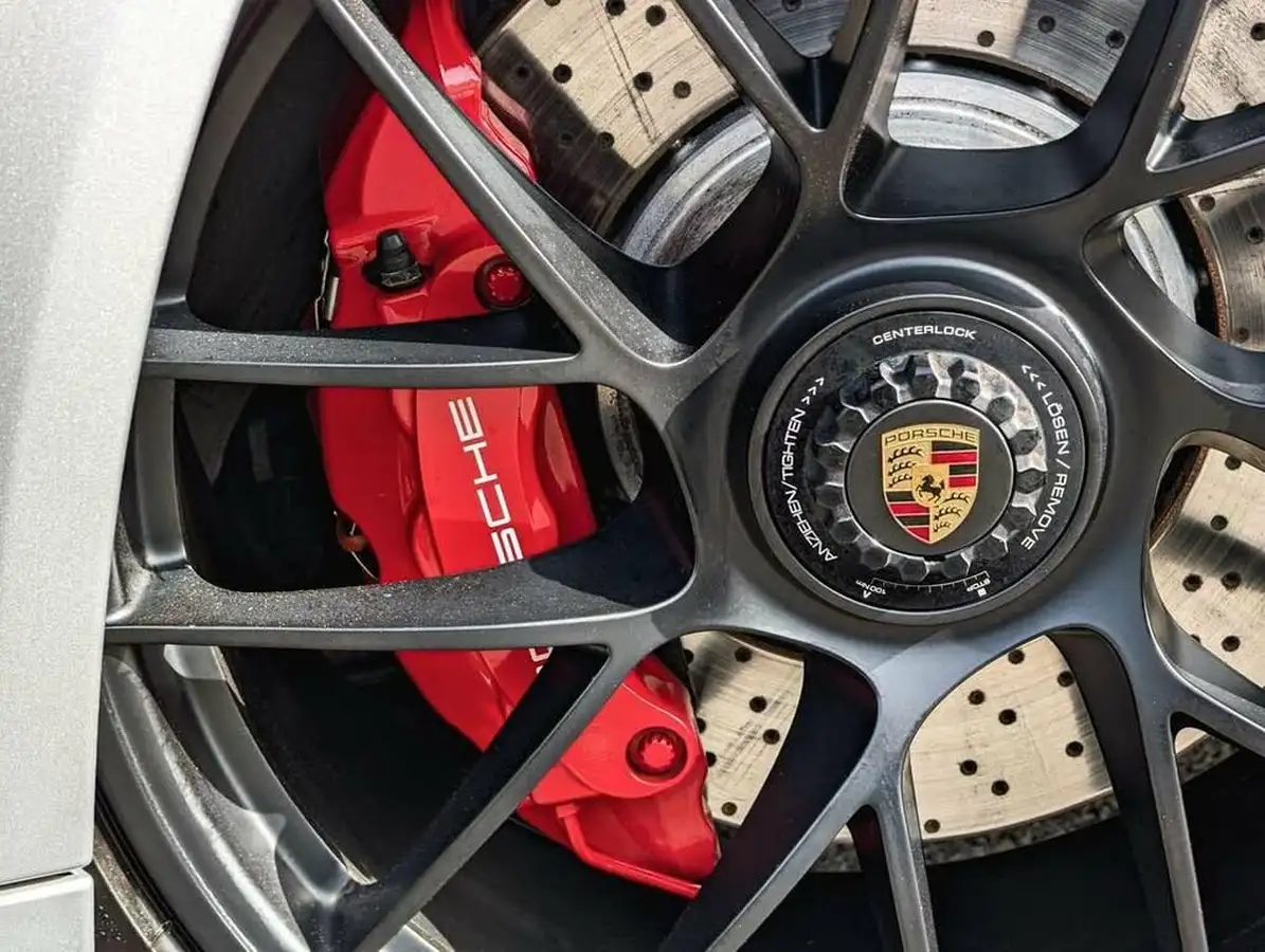 2017-porsche-911-30-carrera-gts-rwd-coupe-pdk-big-19