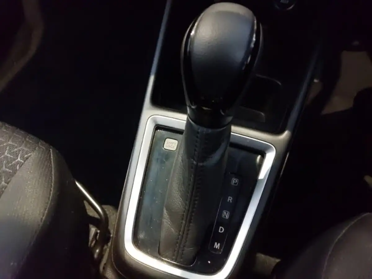 2022-suzuki-swift-12-dualjet-sz5-cvt-big-16