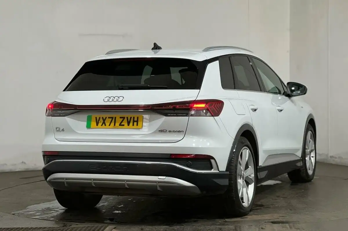 2021-audi-q4-e-tron-40e-s-line-station-wagon-big-18