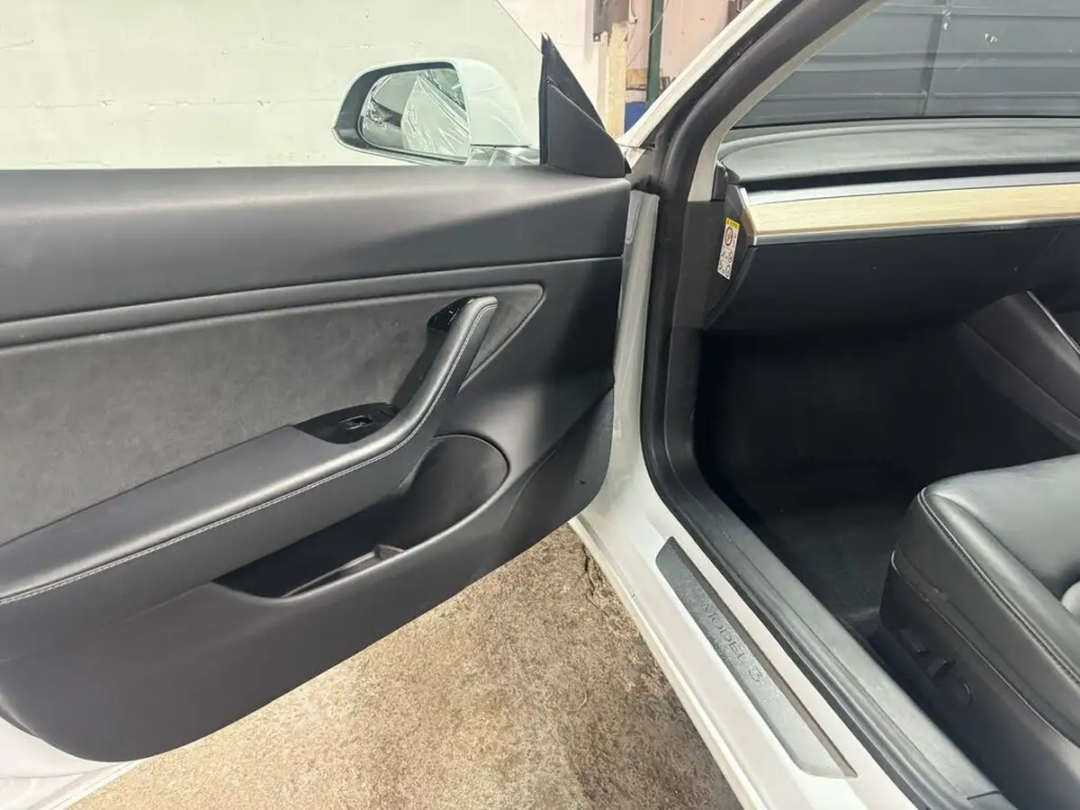2019-tesla-model-3-e-standard-plus-big-52