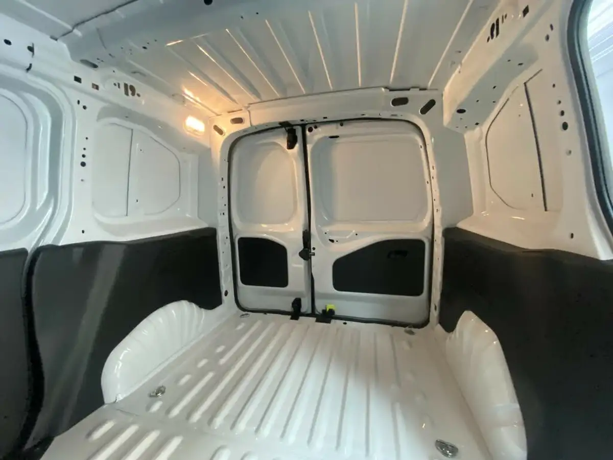 2023-citroen-berlingo-15-bluehdi-650-driver-edition-big-13
